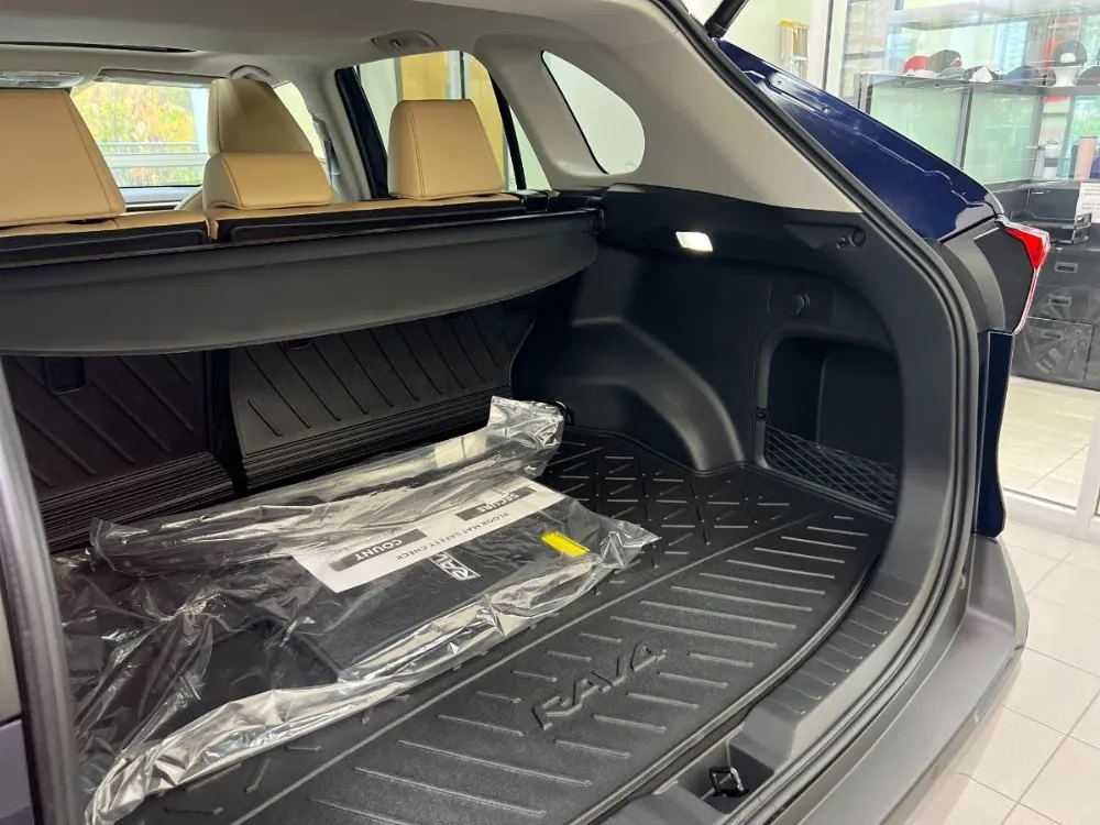 2022 Toyota RAV4 Hybrid Limited Blueprint w: Beige Interior 17